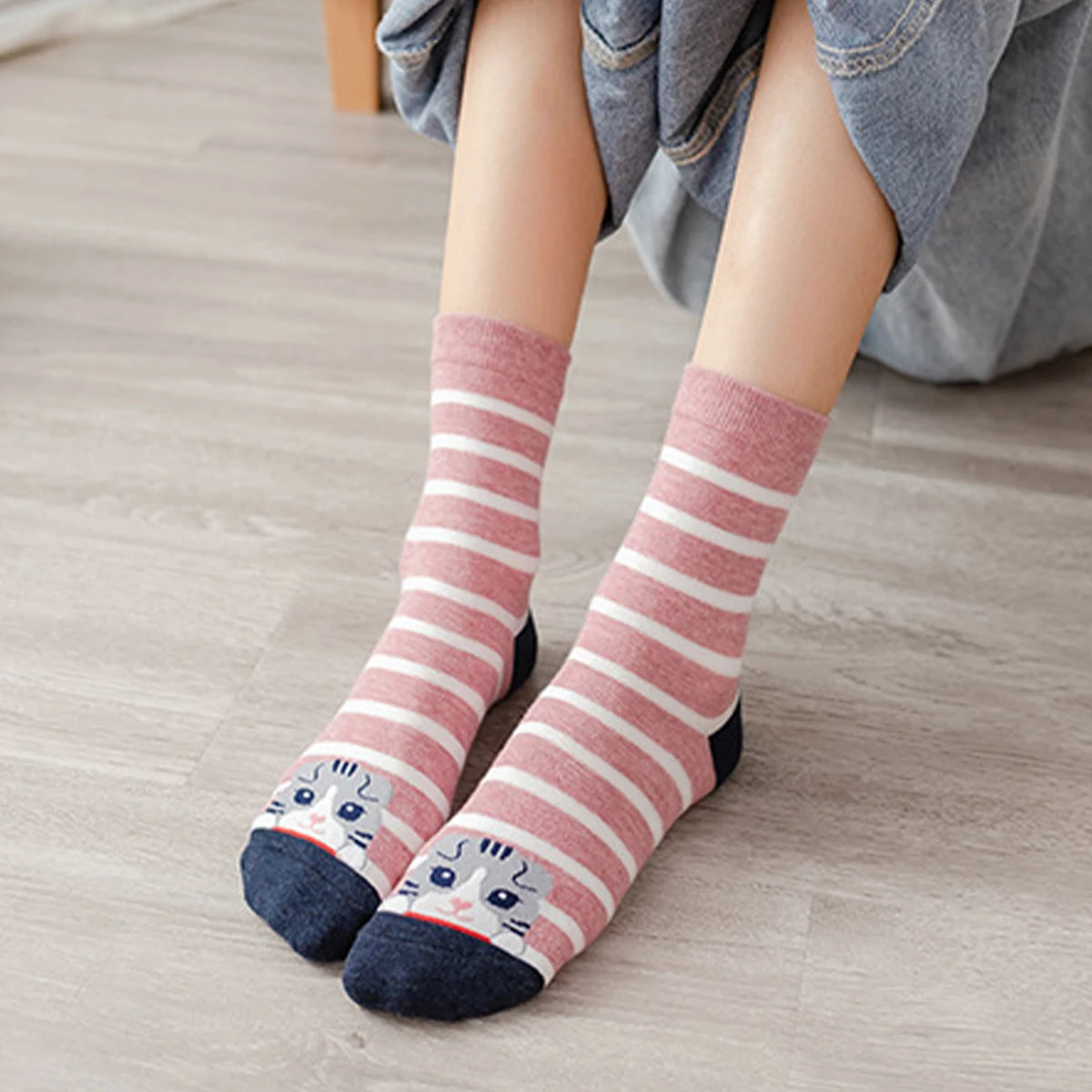 Cute Cat Pattern Women's Crew Socks - 5 Pairs