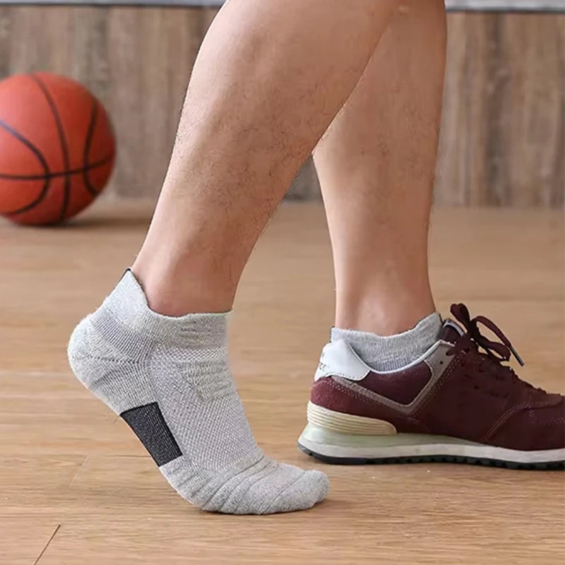 Breathable Anti-slip Football Socks for Men - Perfect for Soccer and Basketball