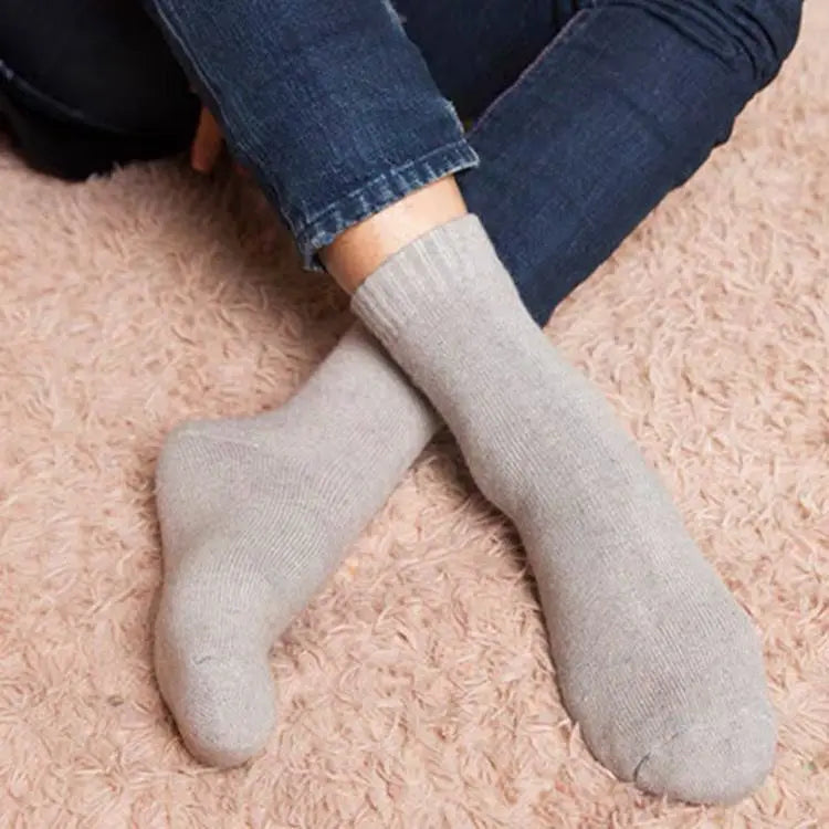 Super Thick Merino Wool Winter Socks - Perfect for Cold Weather